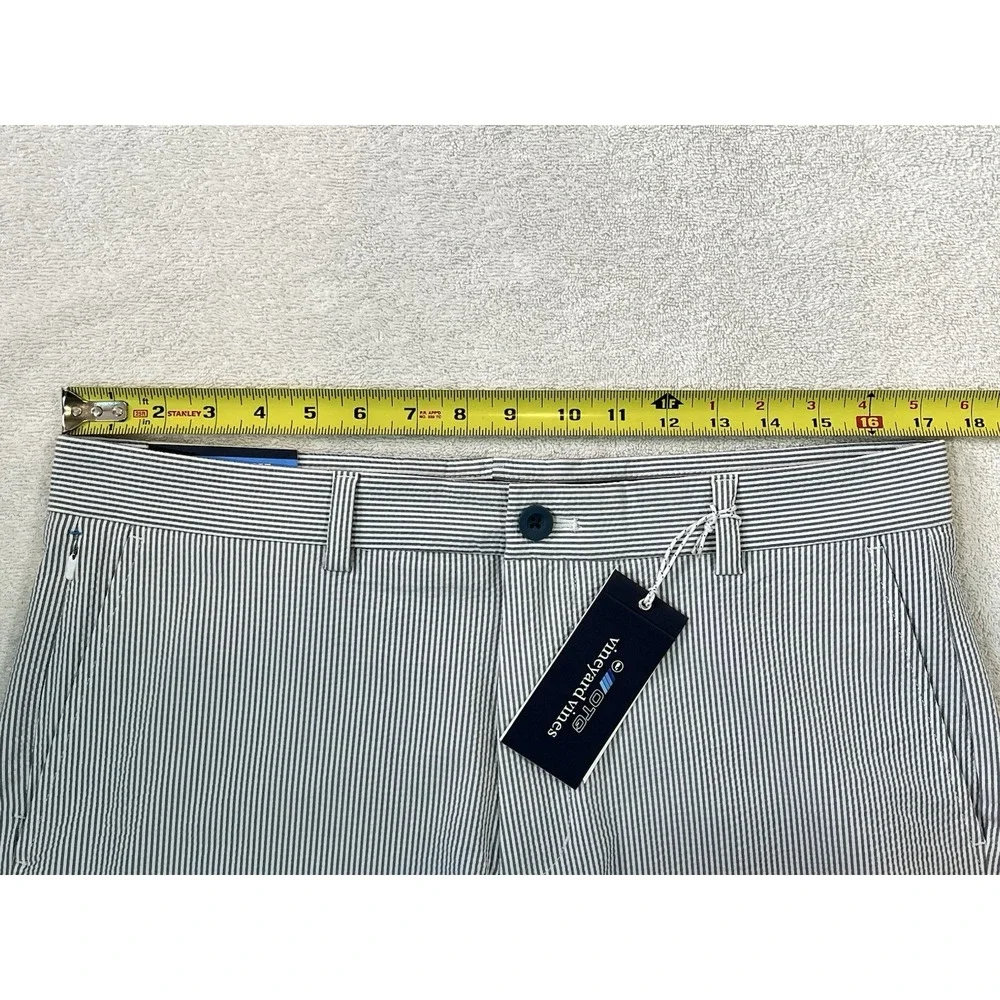 Vineyard Vines On-The-Go Seersucker Shorts Men 33 OTG Performance Navy White NWT